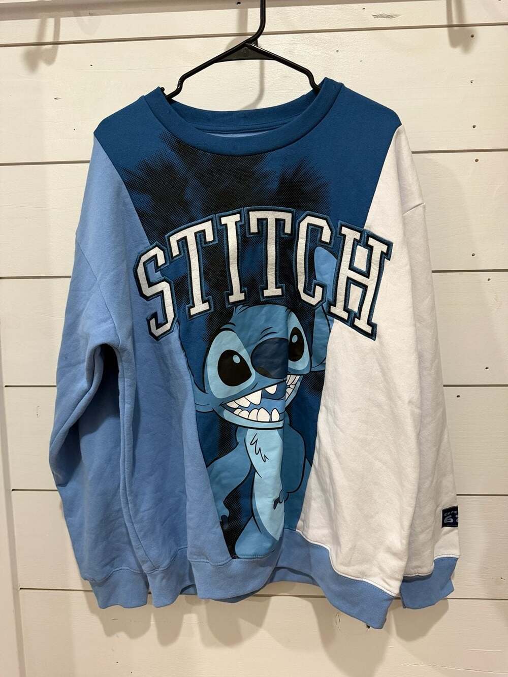 Disney Stitch Experiment 626 Colorblock Crewneck Sweatshirt Large